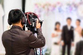 hire a freelance videographer